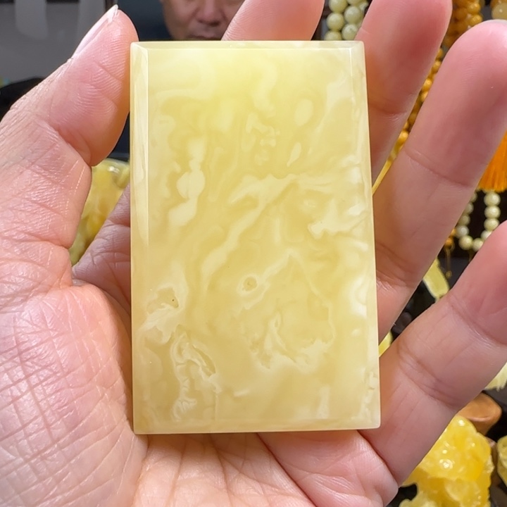 蜜蜡珠宝奇石未镶嵌