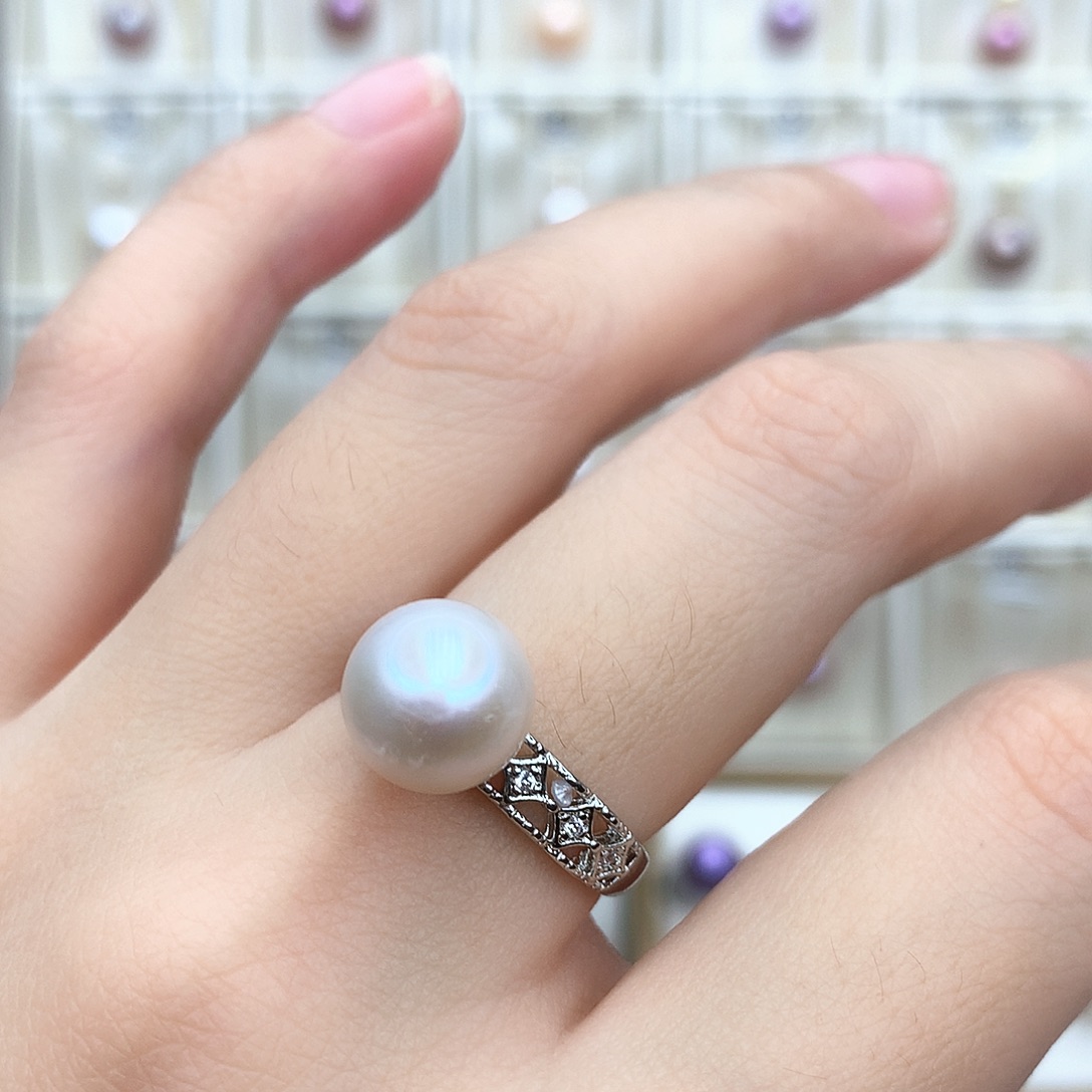 淡水珍珠颈饰合金