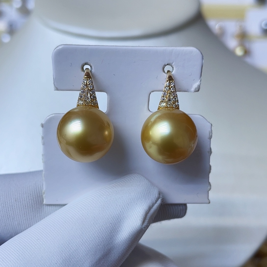 18K金镶嵌海水珍珠耳饰真科研双SS