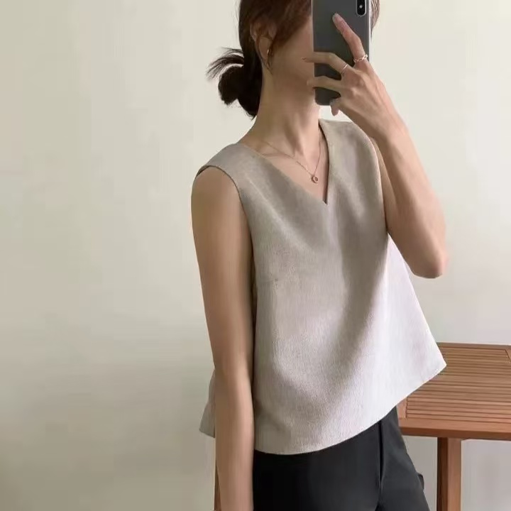 0665 法式无袖外穿V领背心女夏季新款简约纯色宽松显瘦短款上衣