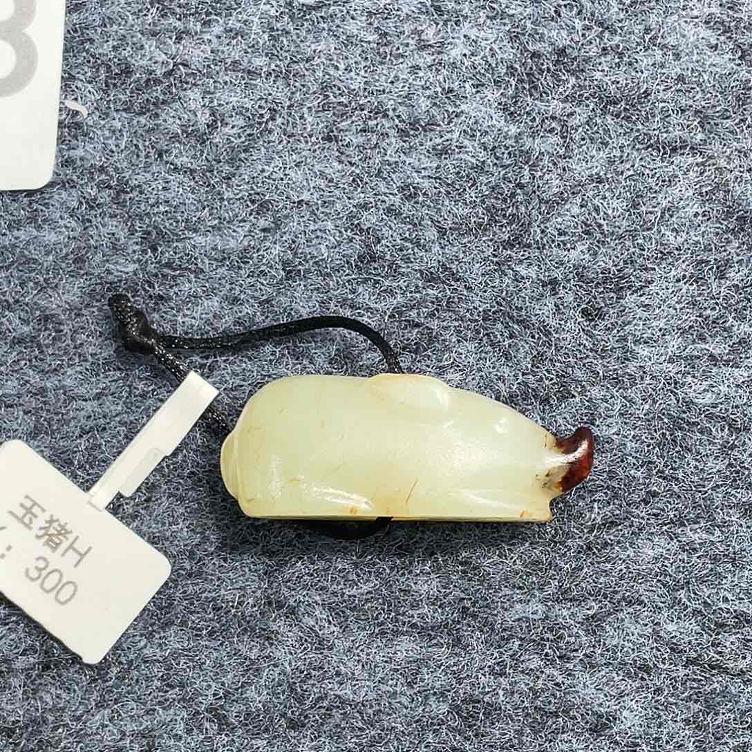 和田玉（糖玉）颈饰未镶嵌