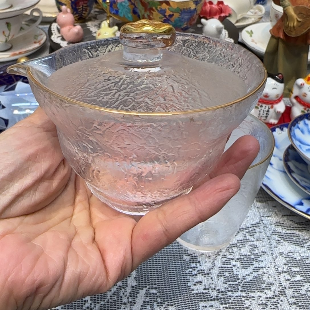 咖啡杯里的咖啡是我的