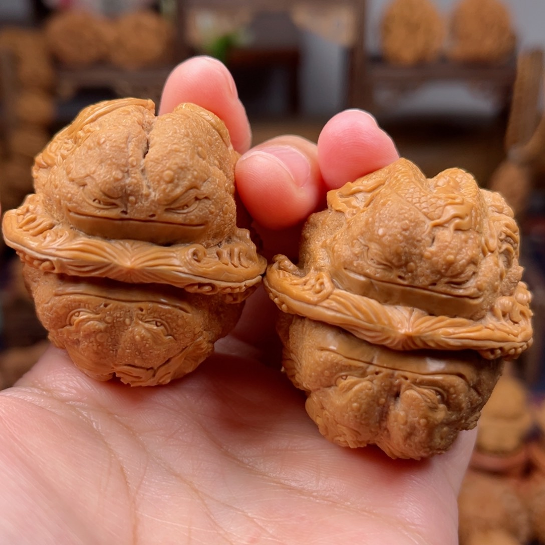 核桃把件奋****》111111111111111