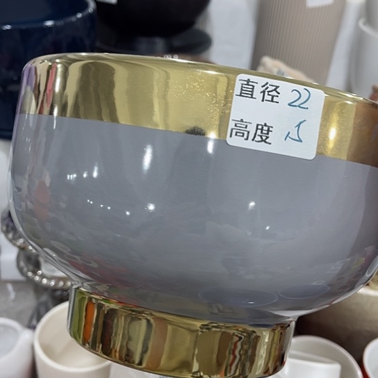 多肉绿植陶瓷花盆9.9包邮，有孔