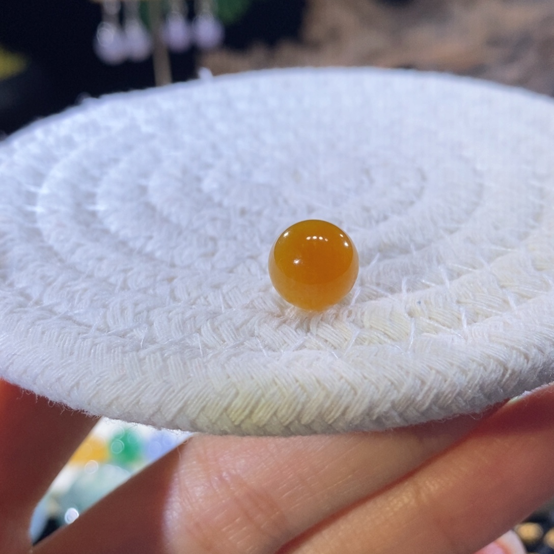 翡翠未镶嵌颈饰翡翠冰橙黄圆珠10.3mm