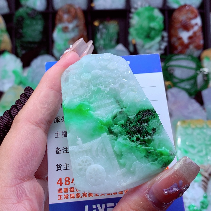 【闪购商品】翡翠颈饰未镶嵌༺***や挂件