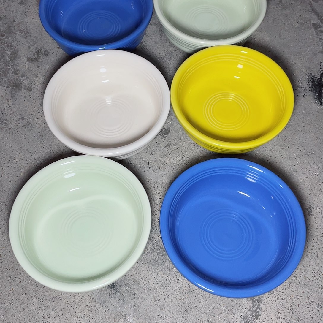 瓷片B****o微瑕陶瓷餐具家用 六个