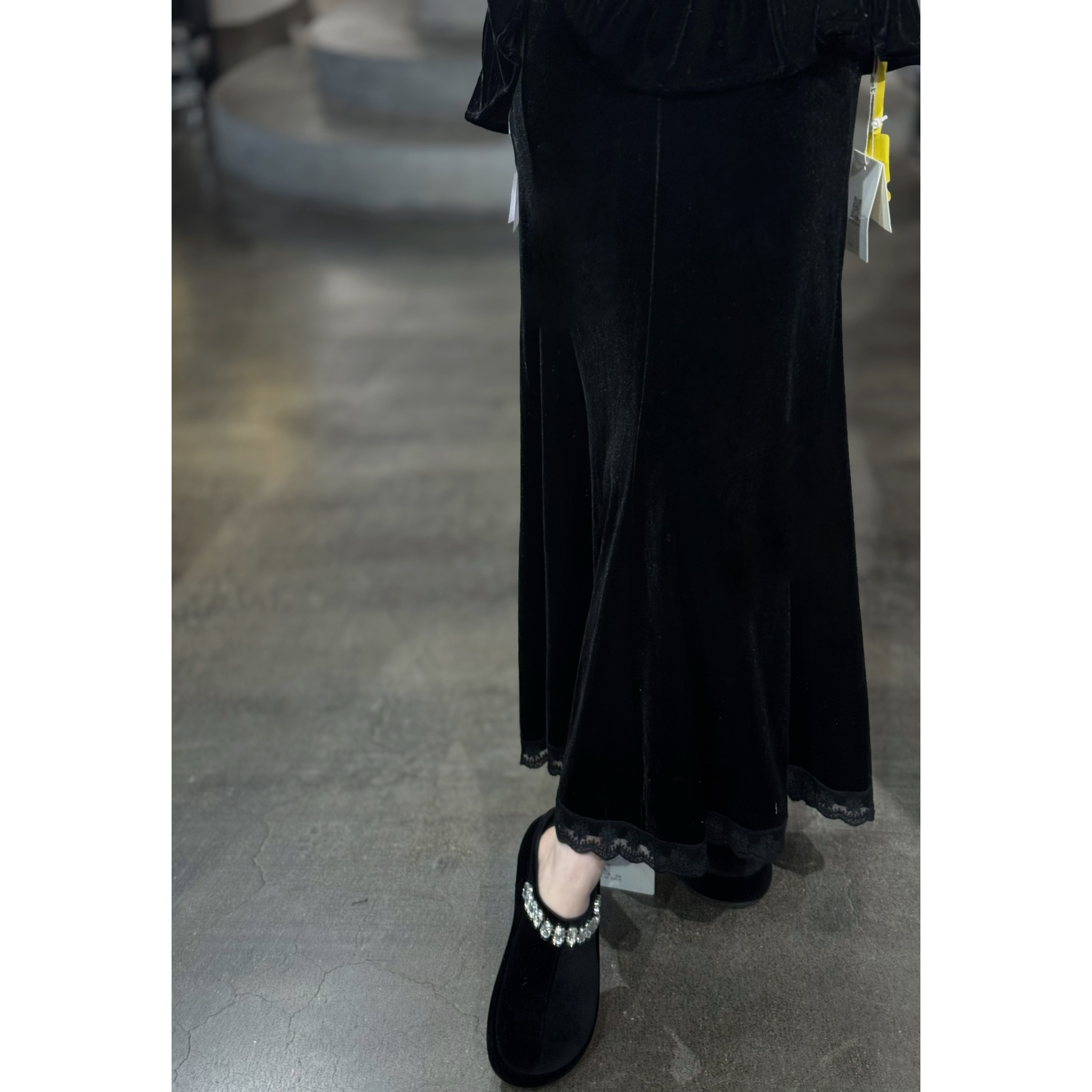 B26603大码胖M黑色丝绒鱼尾裙高腰冬季蕾丝边包臀显瘦半身裙套装