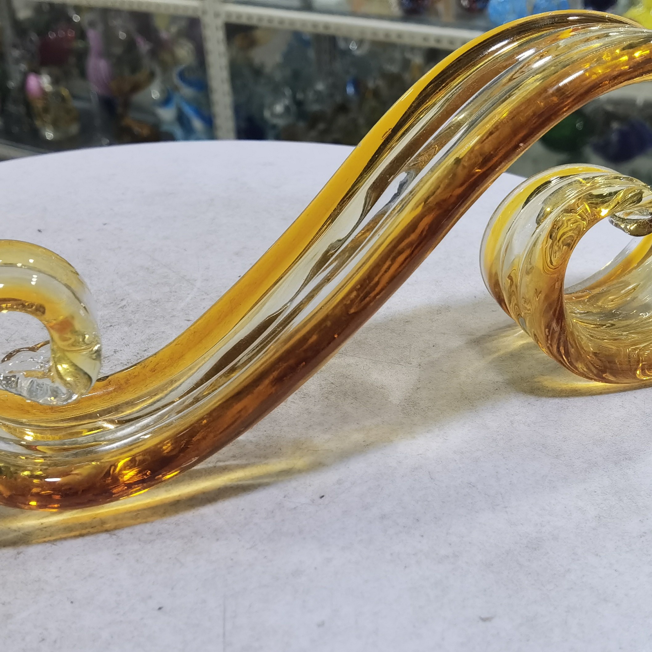 手工琉璃茶色如意桌面摆件