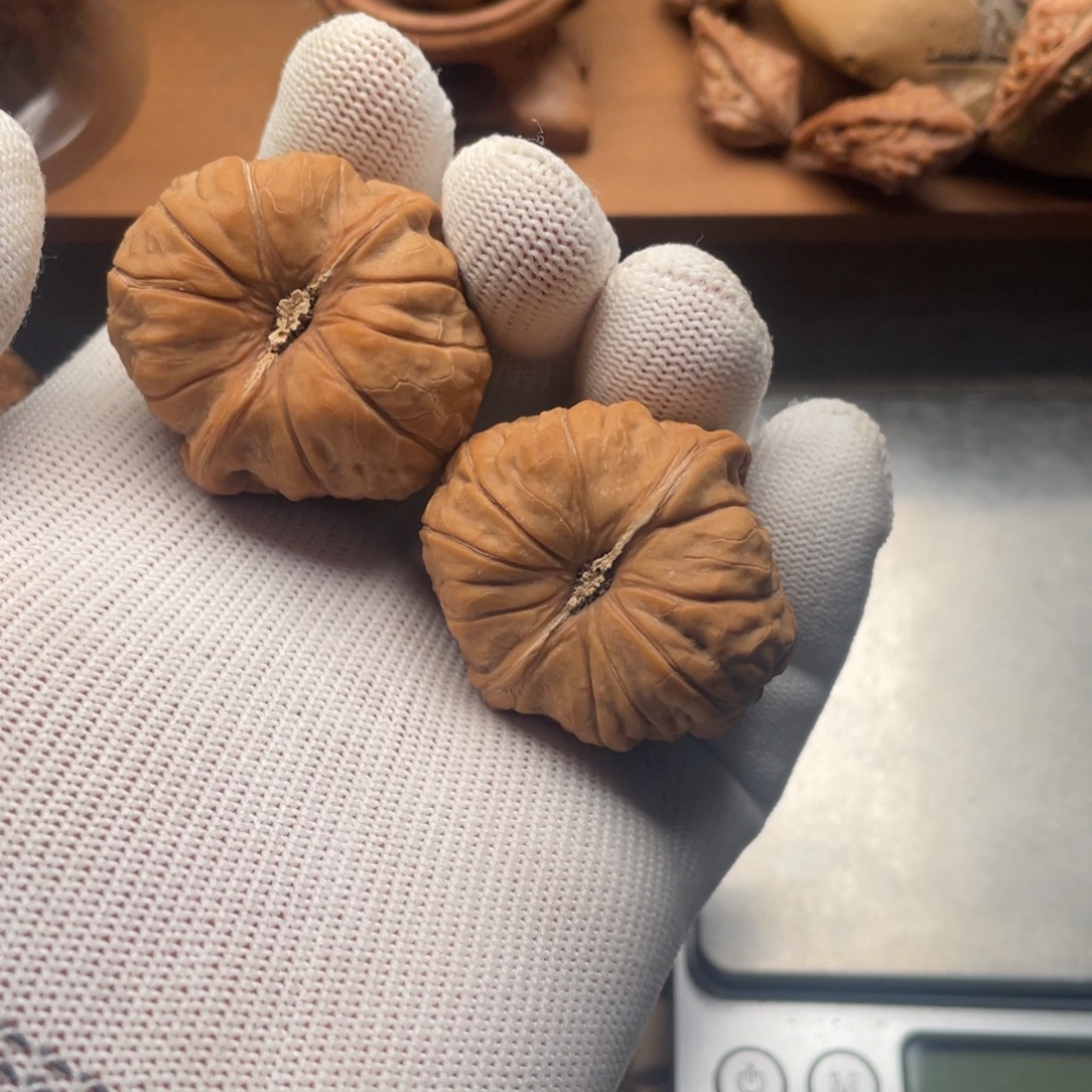 文玩核桃吊坠南瓜墩