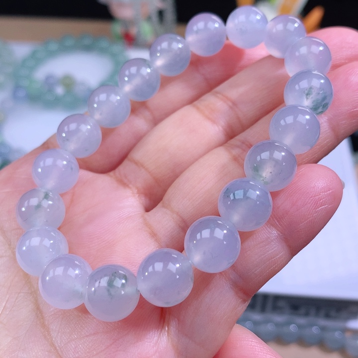 翡翠手链未镶嵌翡翠
