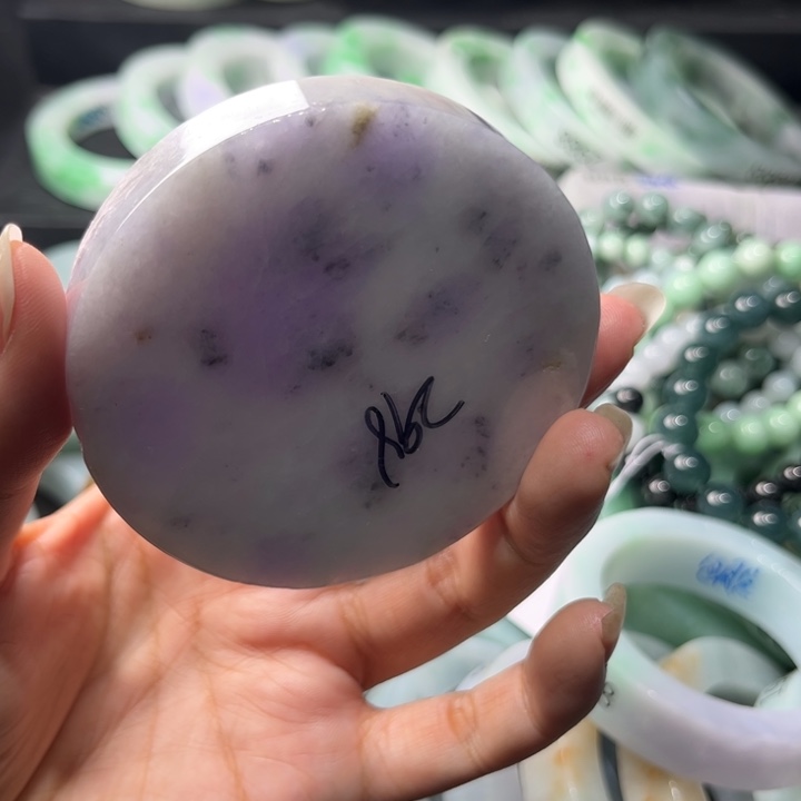 定制翡翠未镶嵌手镯