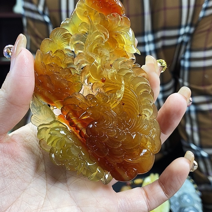 蛇纹石玉吊坠未镶嵌