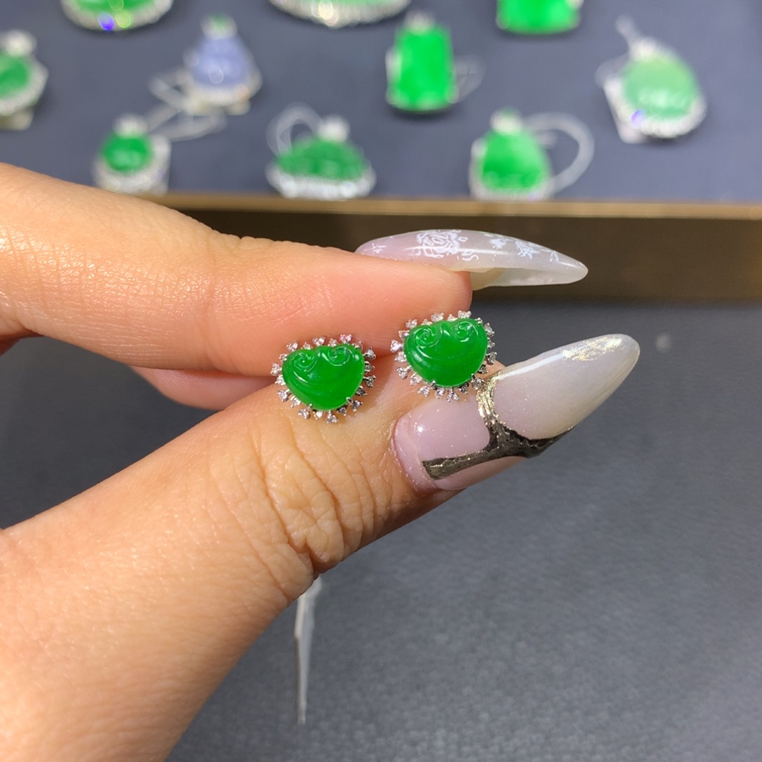 翡翠耳饰18K金镶嵌翡翠