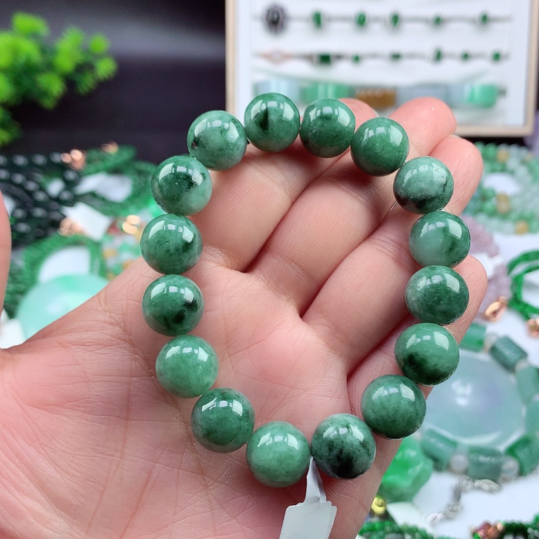 翡翠未镶嵌颈饰手串