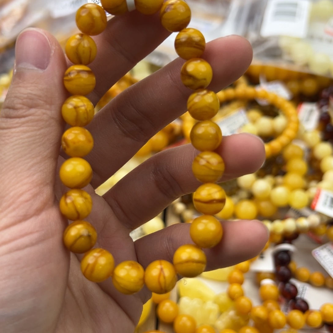 琥珀珠宝奇石未镶嵌