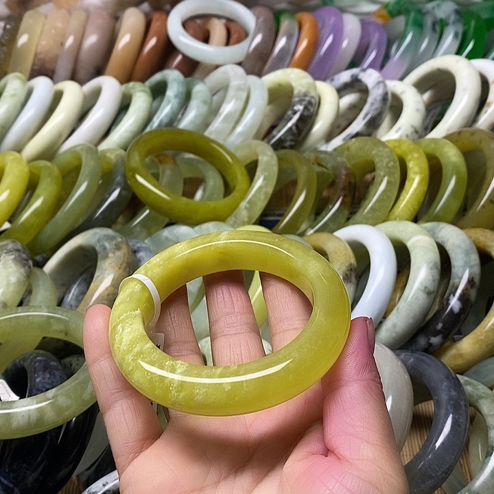 未镶嵌蛇纹石玉手镯