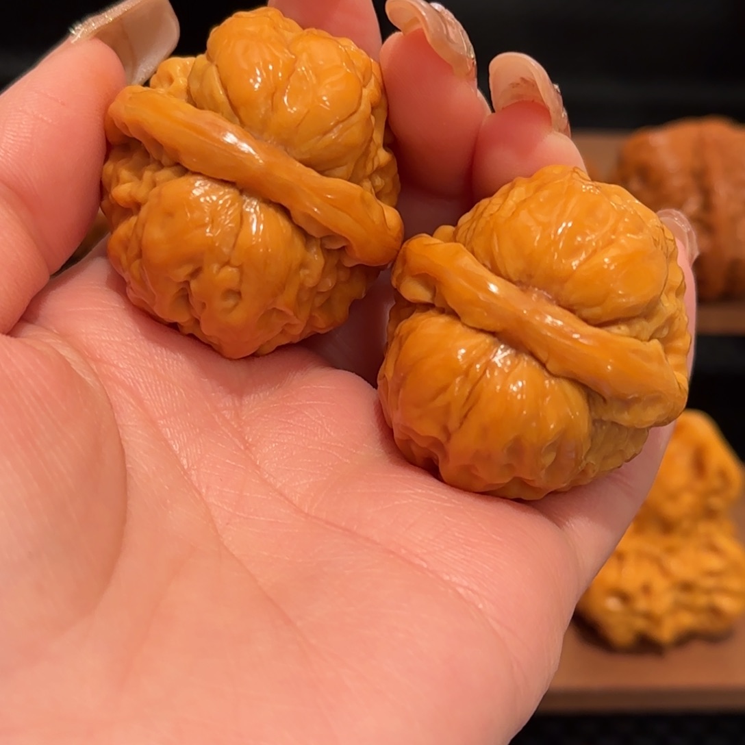 桃核吊坠蛤蟆37.9 精品1269