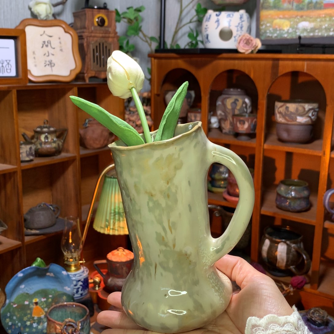 陶温柔奶茶色桌面花器