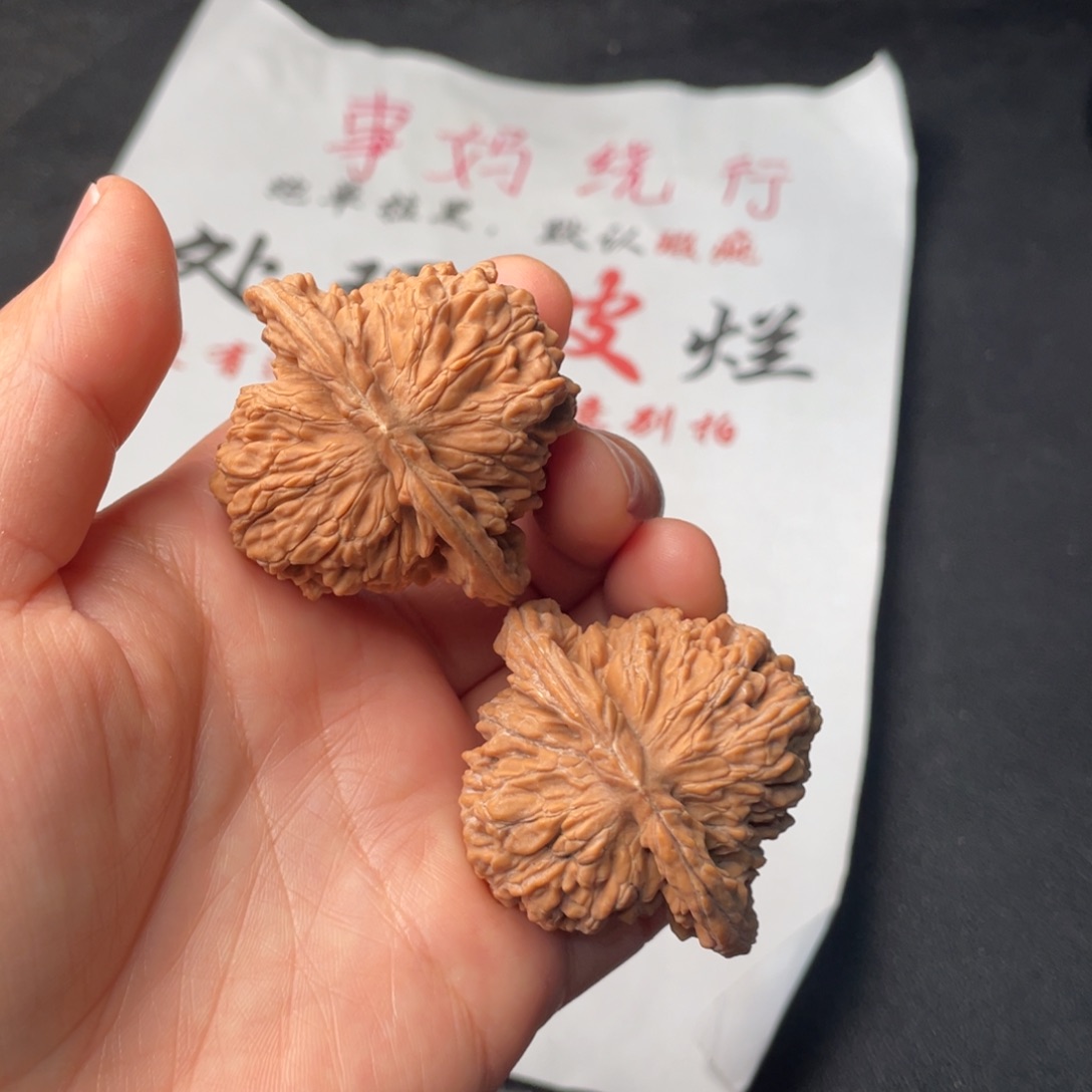 文玩核桃把件752。46楼