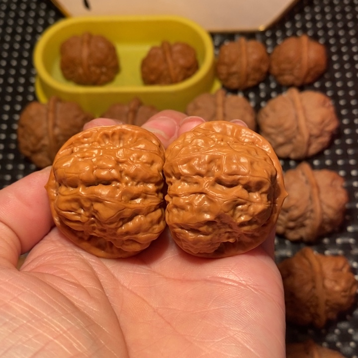 把件文玩核桃四开大腿肌肉蛙