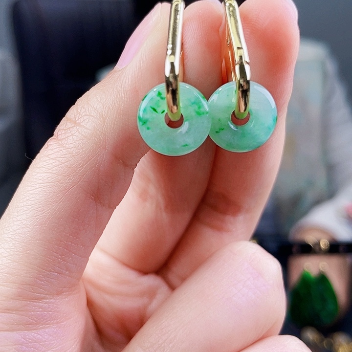 翡翠耳饰未镶嵌饰品