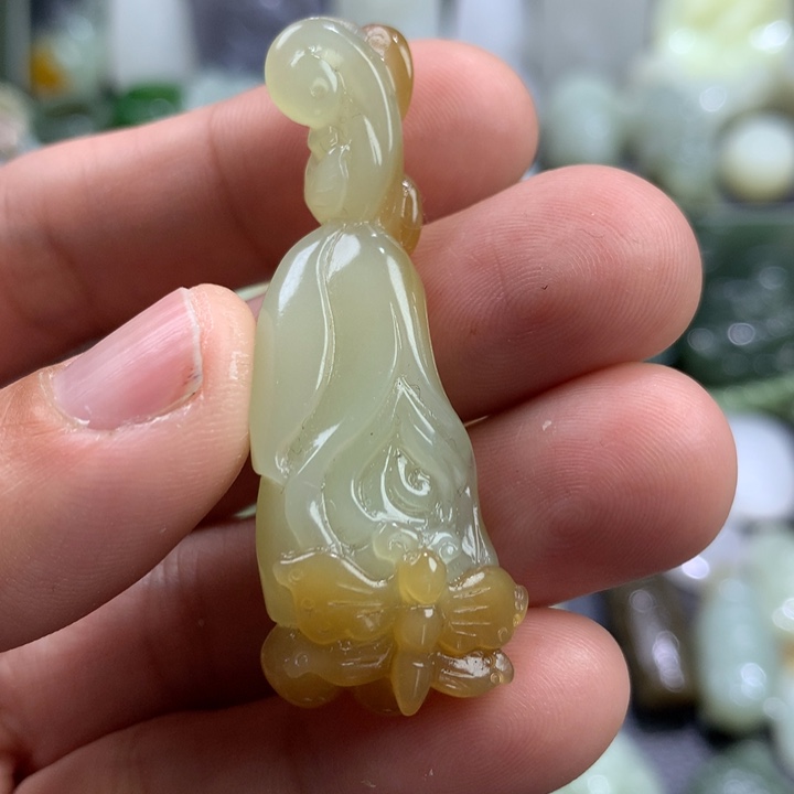 和田玉颈饰未镶嵌