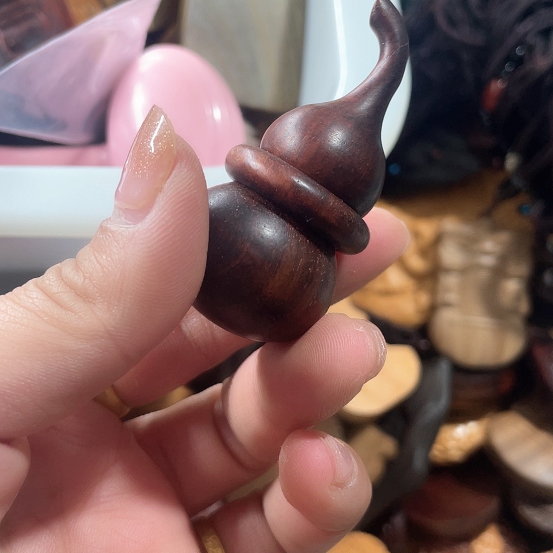 维腊木（绿檀）无事牌