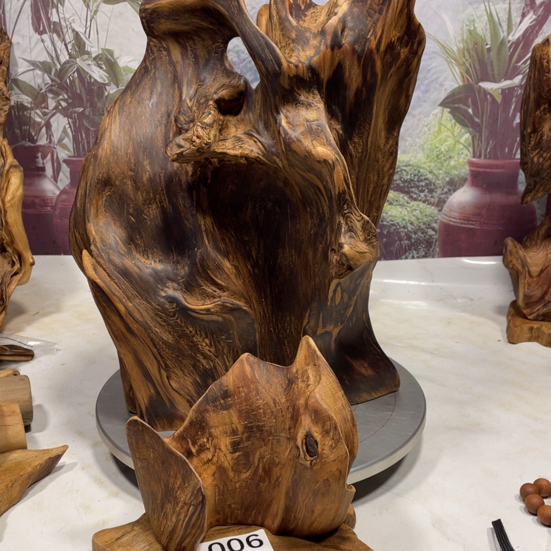 地***主木清凉薄荷药香味随形摆件，土埋老料自然香韵造型独特