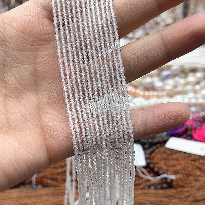 未镶嵌玛瑙/玉髓珠宝半成品一条2.mm左右白水晶刻面