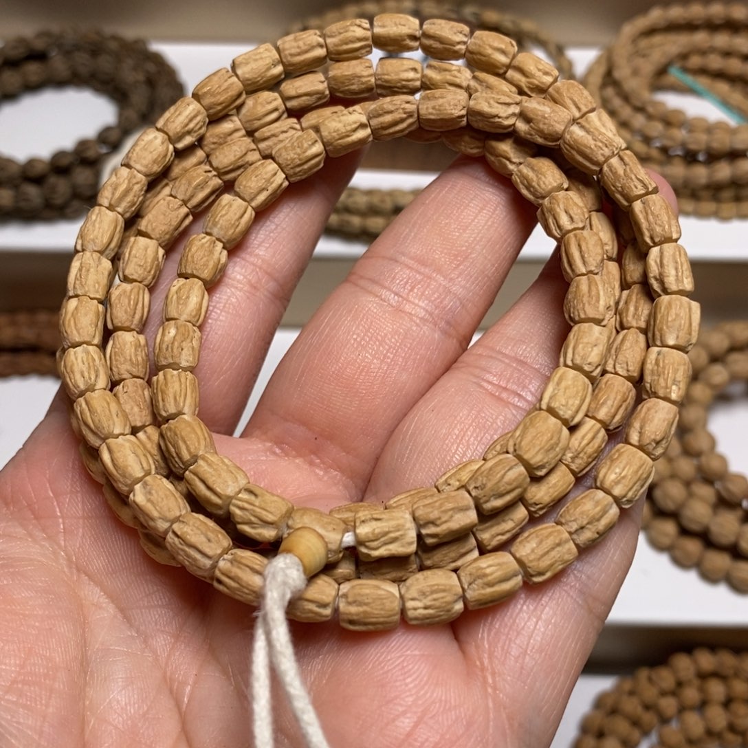 柏香籽/百香籽吊坠铭****铭