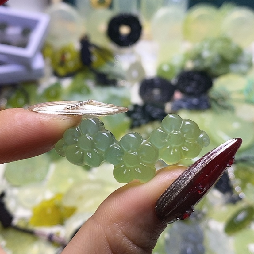 【闪购商品】蛇纹石玉颈饰未镶嵌