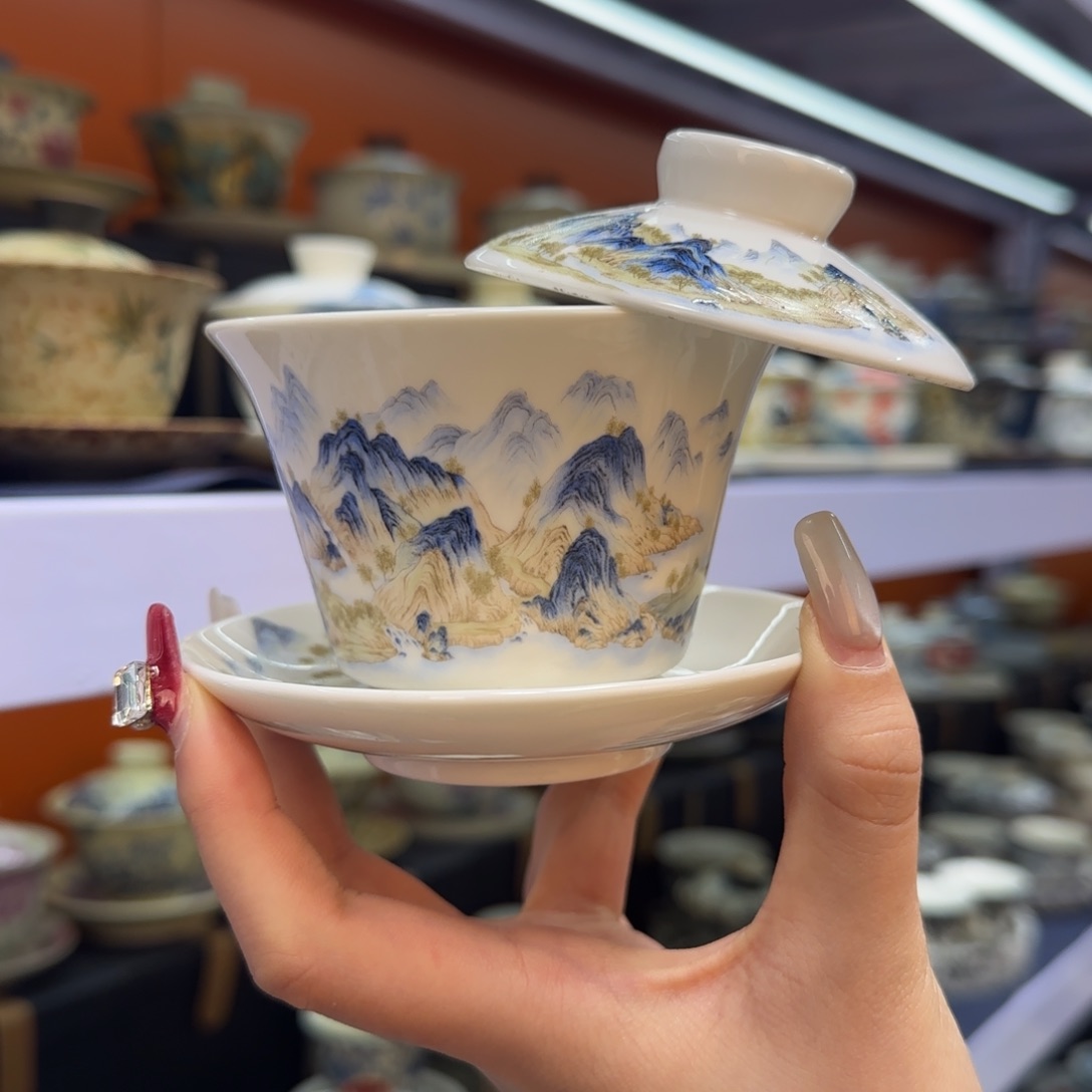 我在外面吃饭呢你在哪了