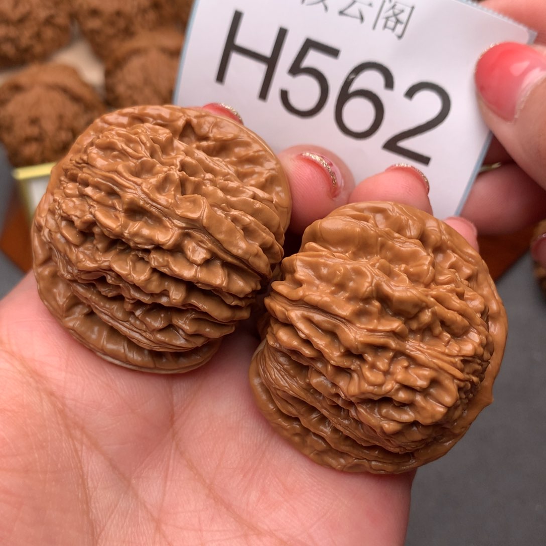文玩核桃把件葡***时43四座楼