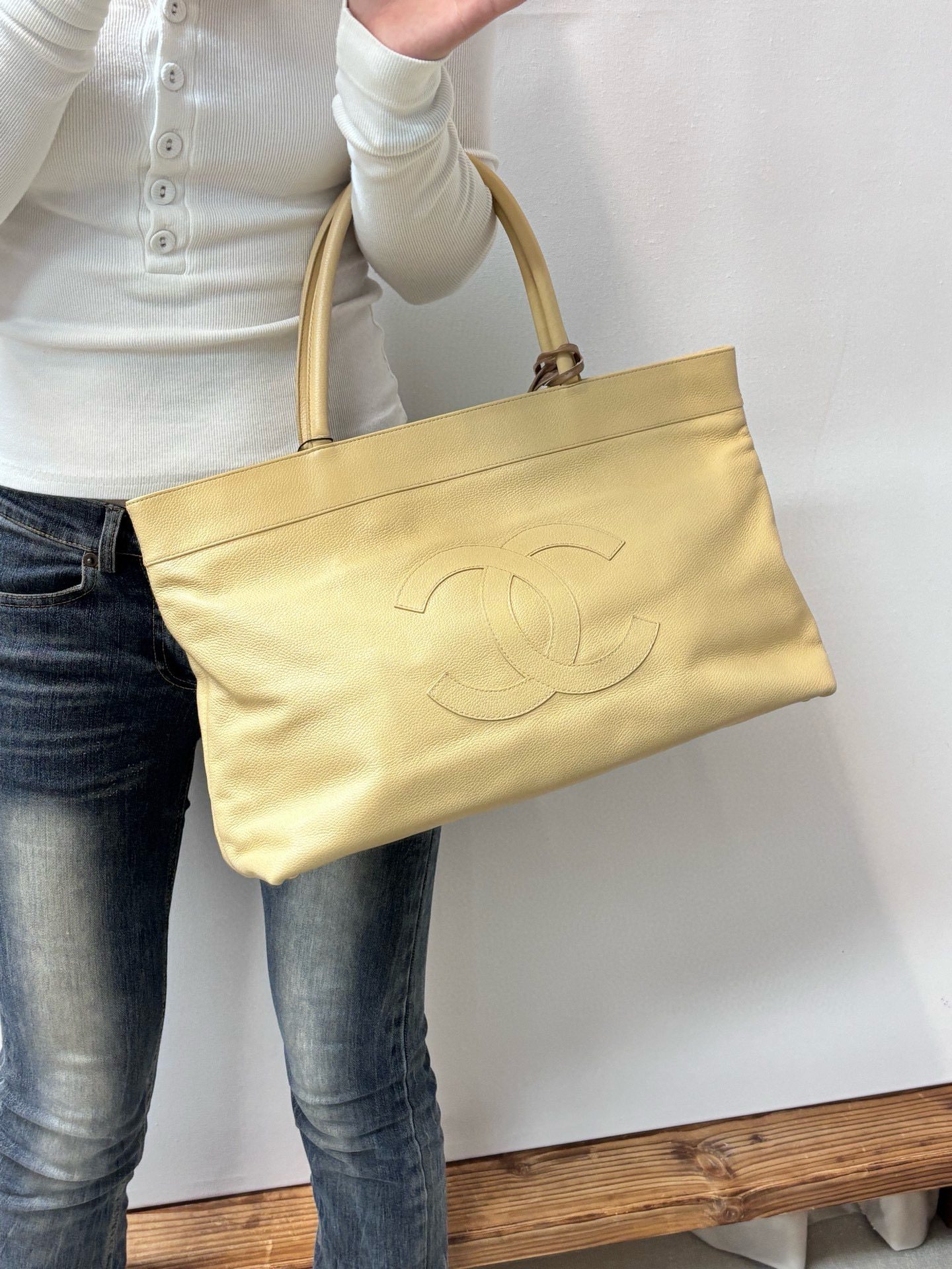 95新 Chanel/香奈儿 chanel 奶茶色托特手提包 