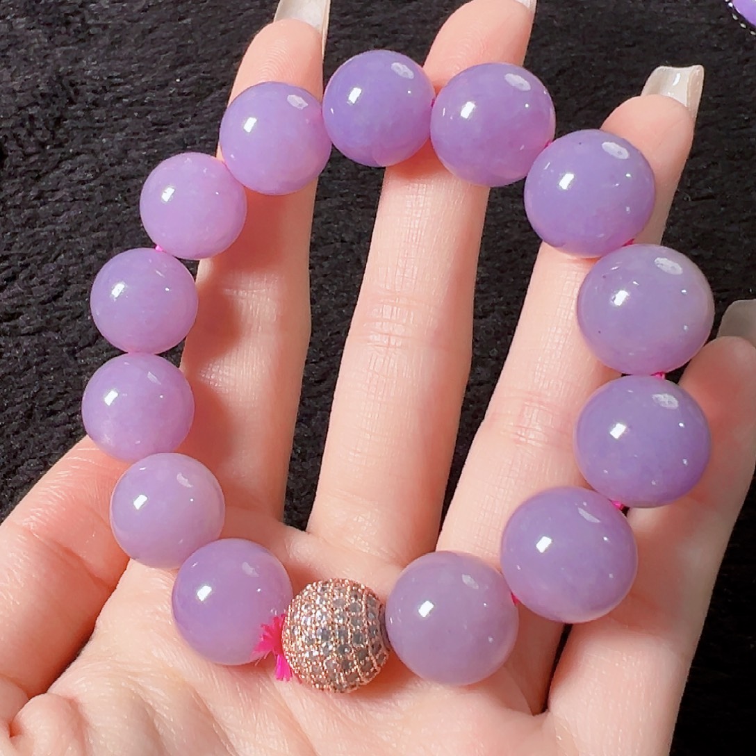 翡翠未镶嵌手串签收后24小时鉴赏期，过时不退