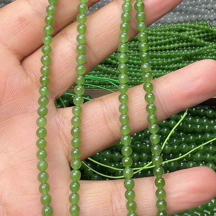 和田玉未镶嵌颈饰碧玉冰阳绿卡4