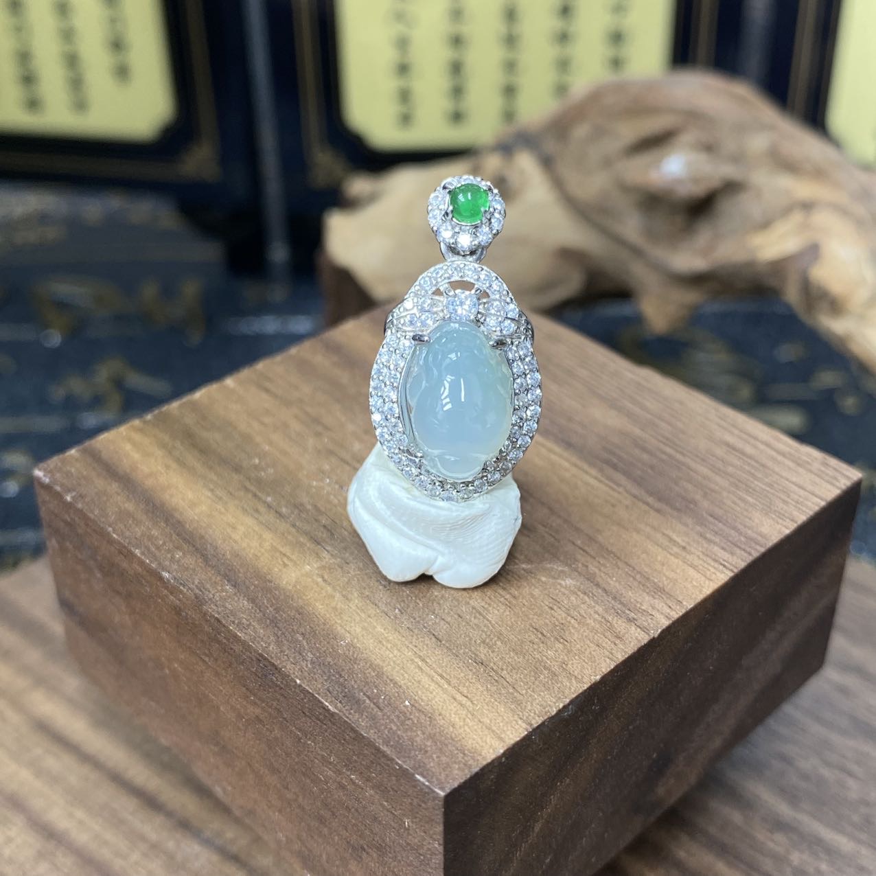 天然A货翡翠4-1 貔貅吊坠
