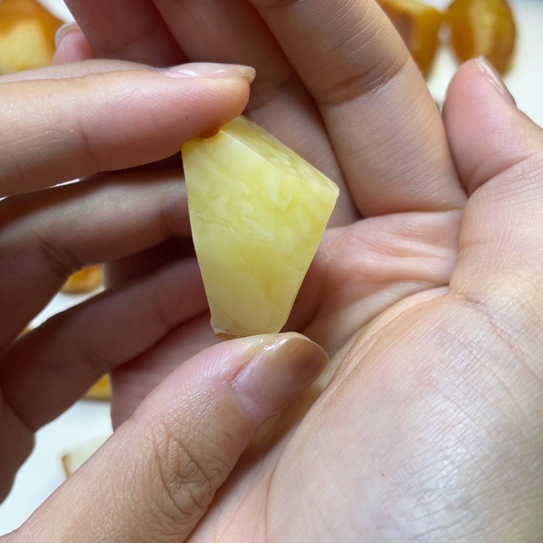 定制琥珀天然琥珀