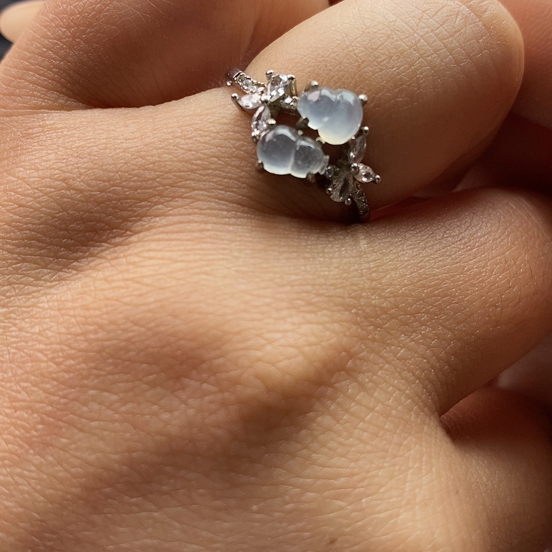 翡翠未镶嵌戒指翡翠