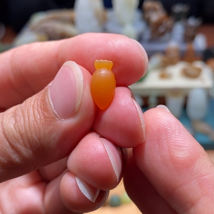 D***I和田玉未镶嵌颈饰