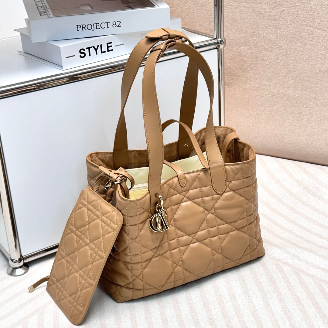 95新 DIOR/迪奥 Dior 奶茶色 牛皮 toujours 中号/648914787