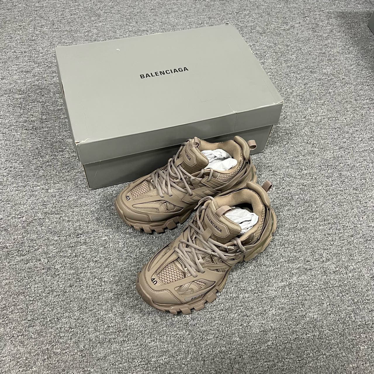 95新 Balenciaga/巴黎世家 咖啡色 Track 老爹鞋 40码