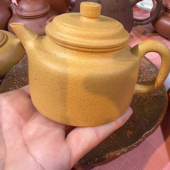 紫砂茶壶黄金段剑流嘴得中