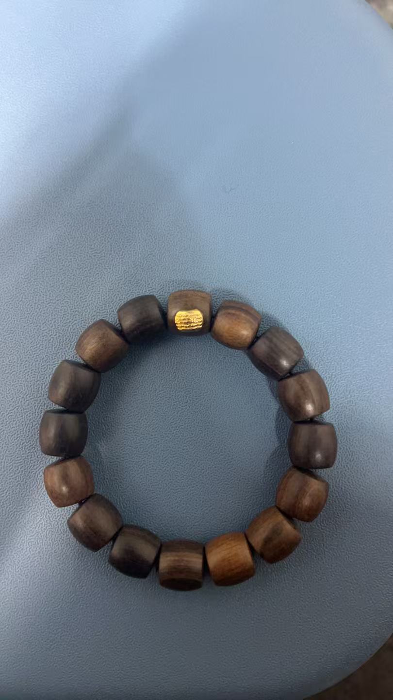 增香沉香木QL94精品手串（无礼盒）