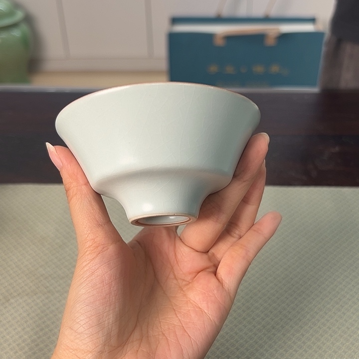 龙泉云间青瓷小米茶器
