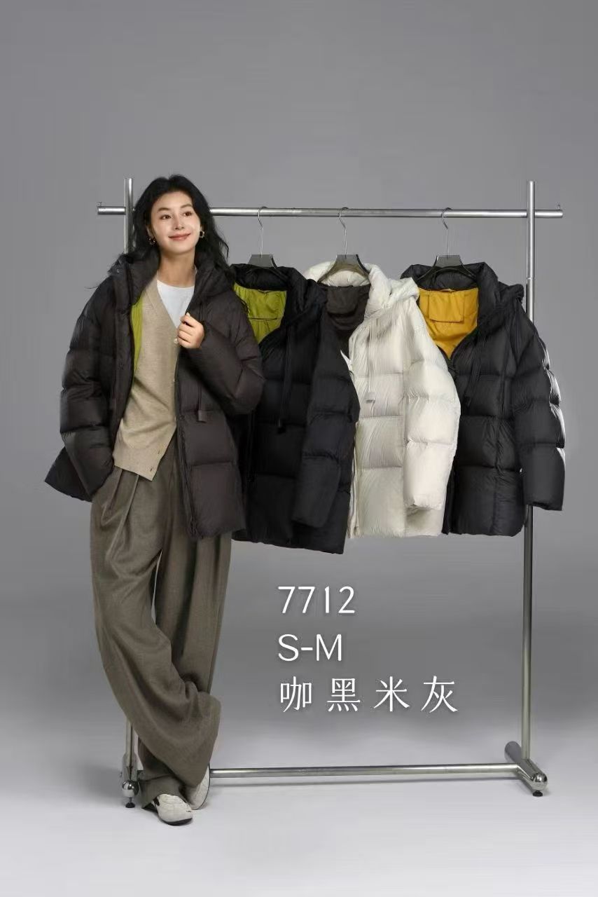 长袖常规拉链女肯豆风连帽宽松休闲保暖韩版