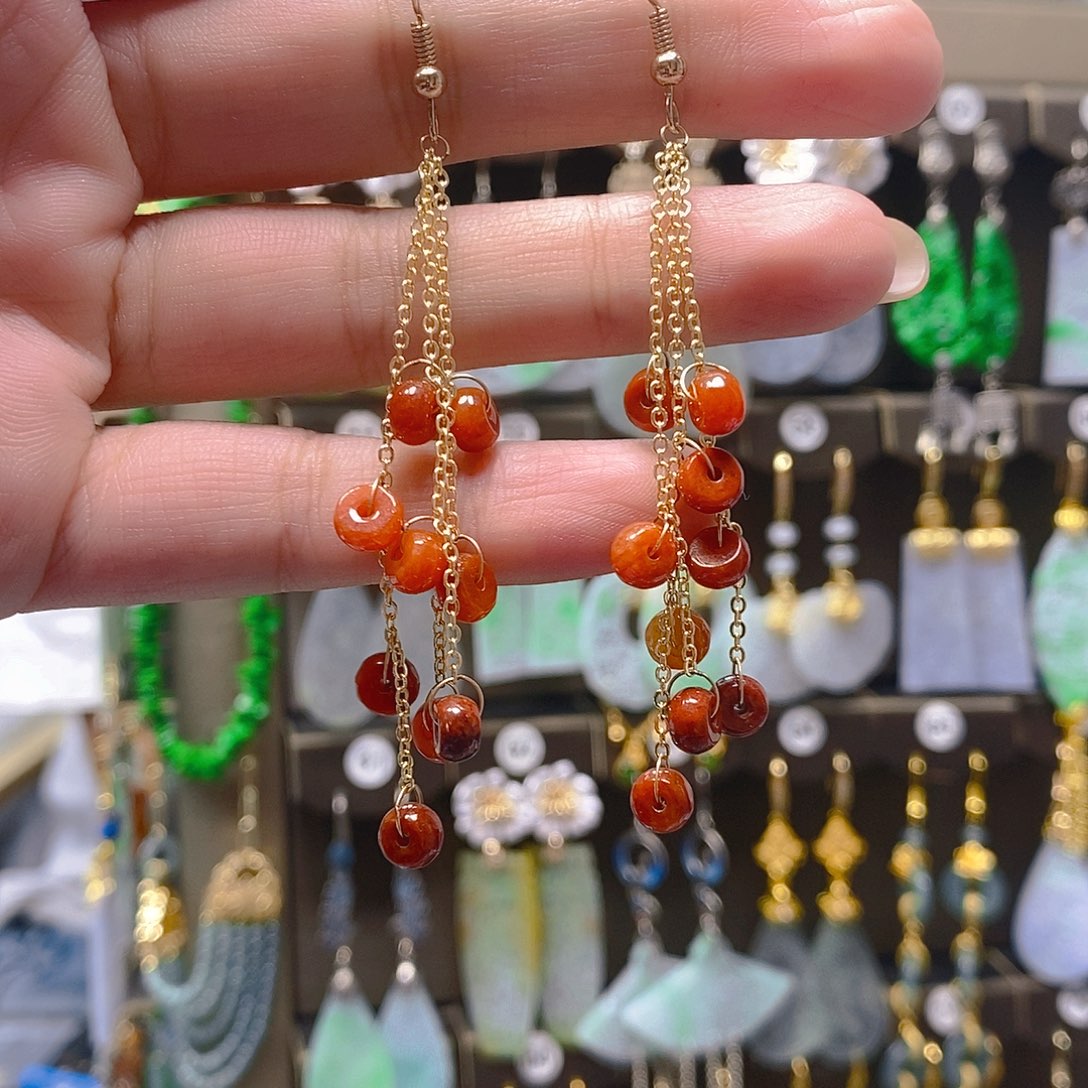 未镶嵌翡翠耳饰翡翠