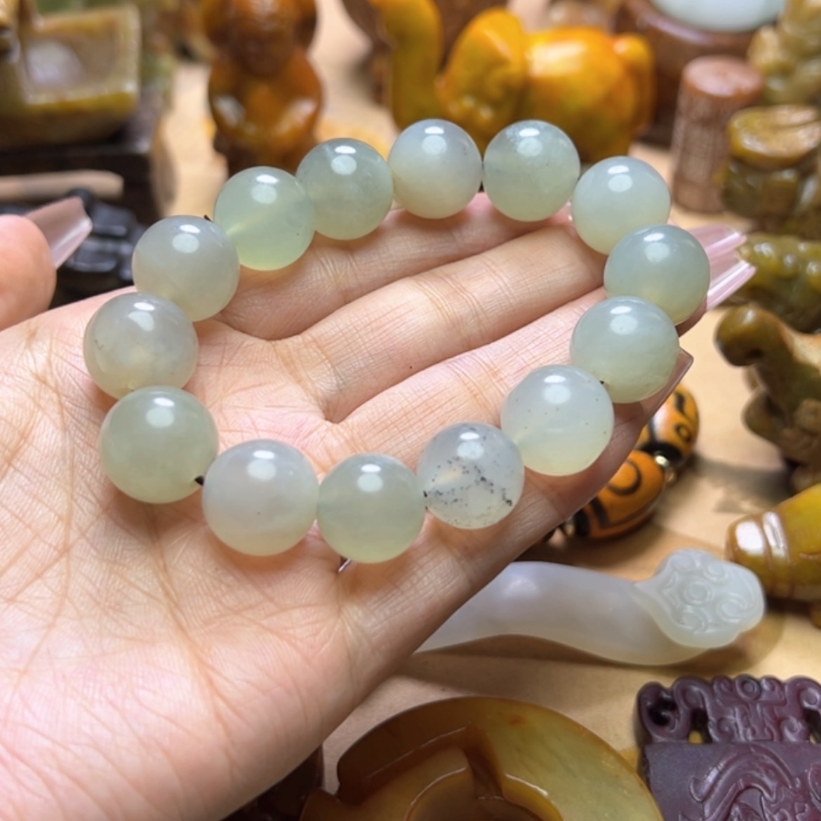 【闪购商品】蛇纹石玉颈饰未镶嵌