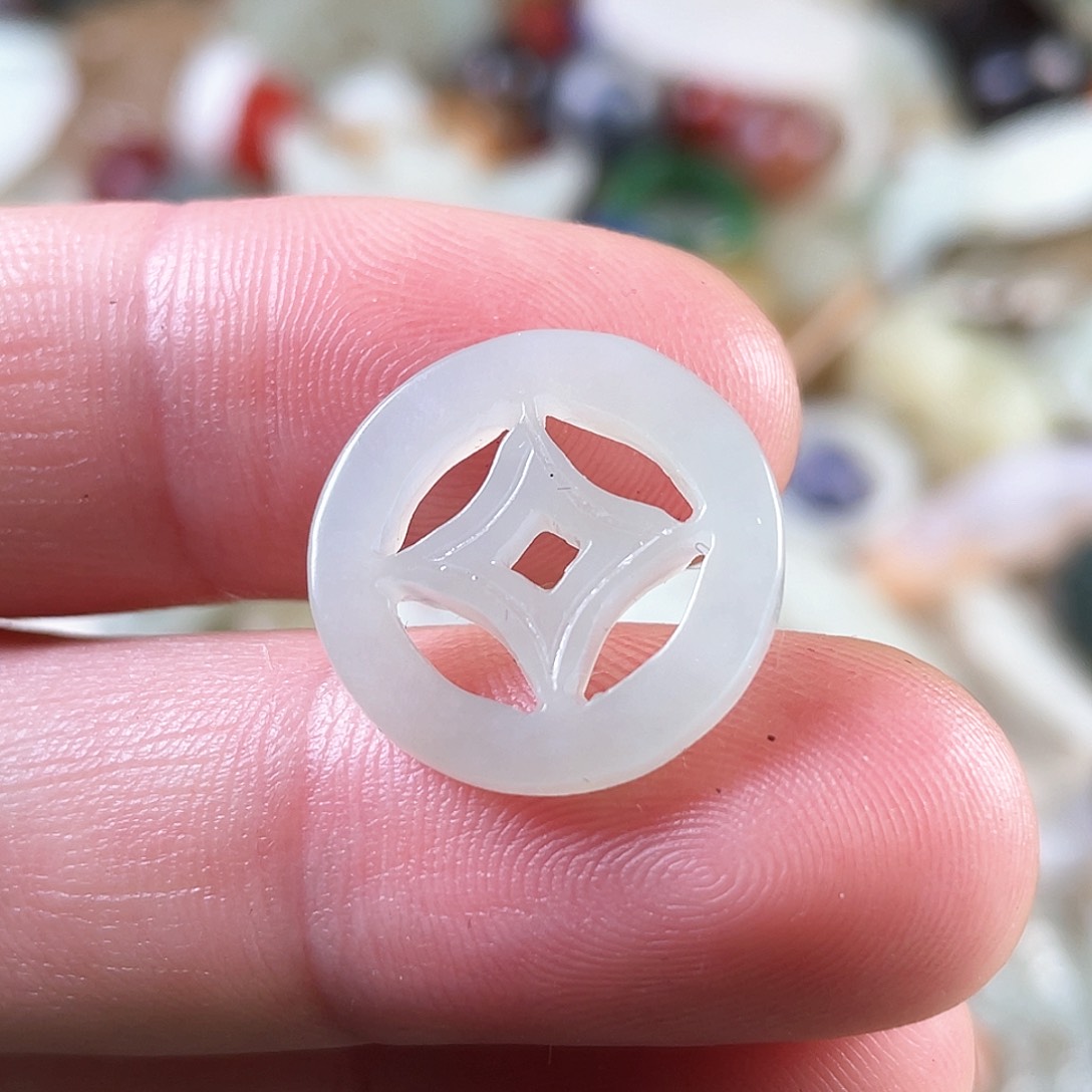 和田玉（糖玉）颈饰未镶嵌